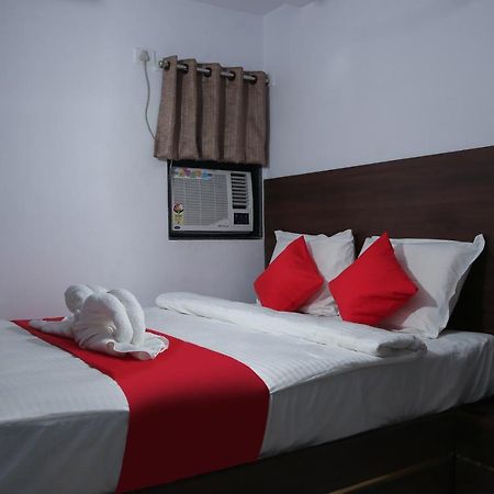 נאווי מומבאי Hotel Apple Inn מראה חיצוני תמונה